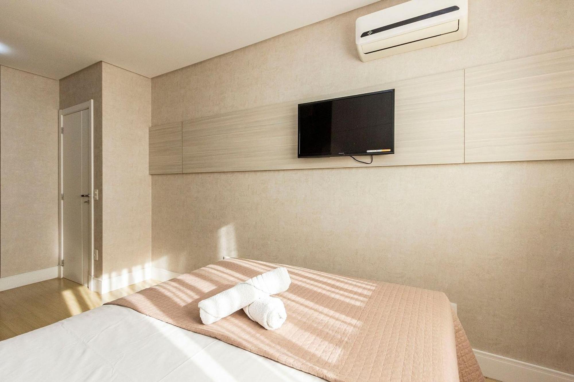 Boulevard 224D - Excelente Apartamento Em Condominio De Luxo No Centro De Bombinhas - Piscina - Jacuzzi - Academia - Portaria 24H. Exteriör bild