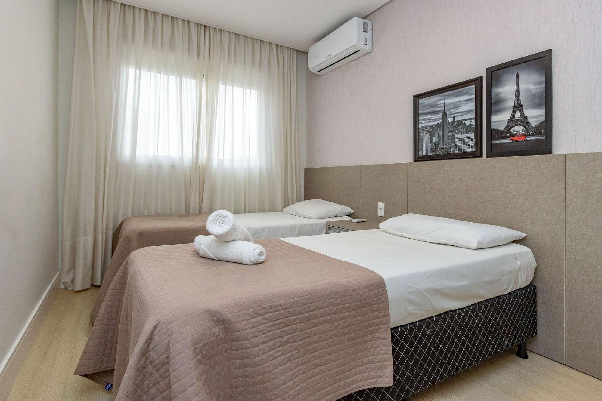 Boulevard 224D - Excelente Apartamento Em Condominio De Luxo No Centro De Bombinhas - Piscina - Jacuzzi - Academia - Portaria 24H. Exteriör bild