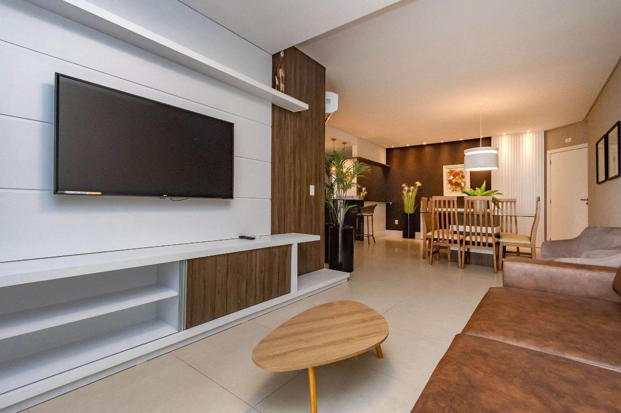 Boulevard 224D - Excelente Apartamento Em Condominio De Luxo No Centro De Bombinhas - Piscina - Jacuzzi - Academia - Portaria 24H. Exteriör bild